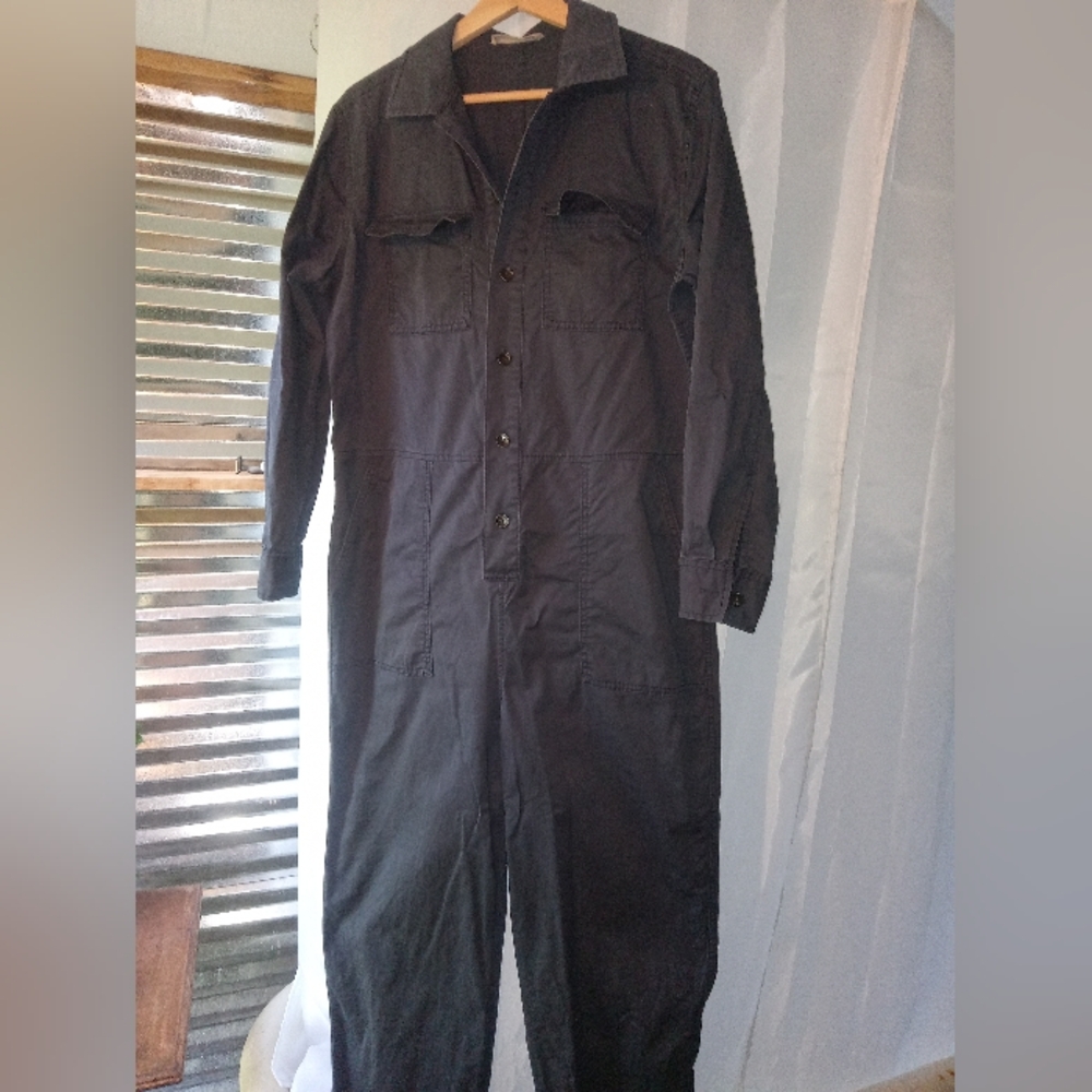 Everlane stretch cotton jumpsuit. Size 8.
